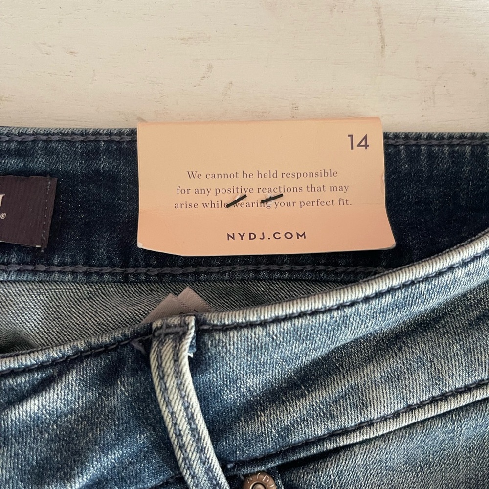 NYDJ Distressed Jeans with Colorful Front Patches - Picture 6 of 9